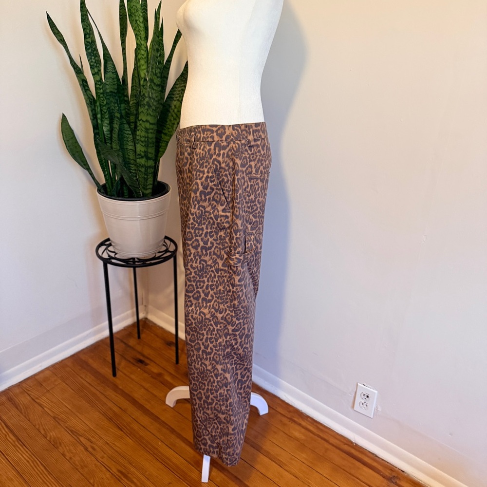 Noisy May | Leopard Print Wide Leg Carpenter Pants - Picture 2 of 11